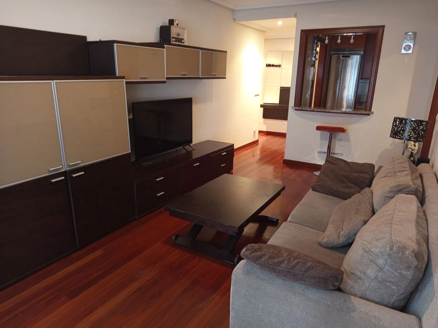 Piso en Barrio Camelias - Pi y Margall - Foto 1