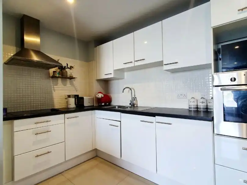 Apartamento en  Calle Colonia Santa Isabel 26 - Foto 3