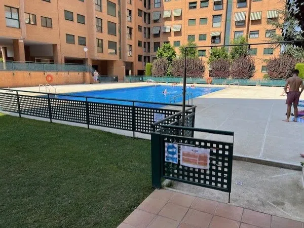 Piso en calle de Sanchorreja, 13