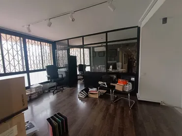 Local comercial en L'Hospitalet de Llobregat - Foto 3