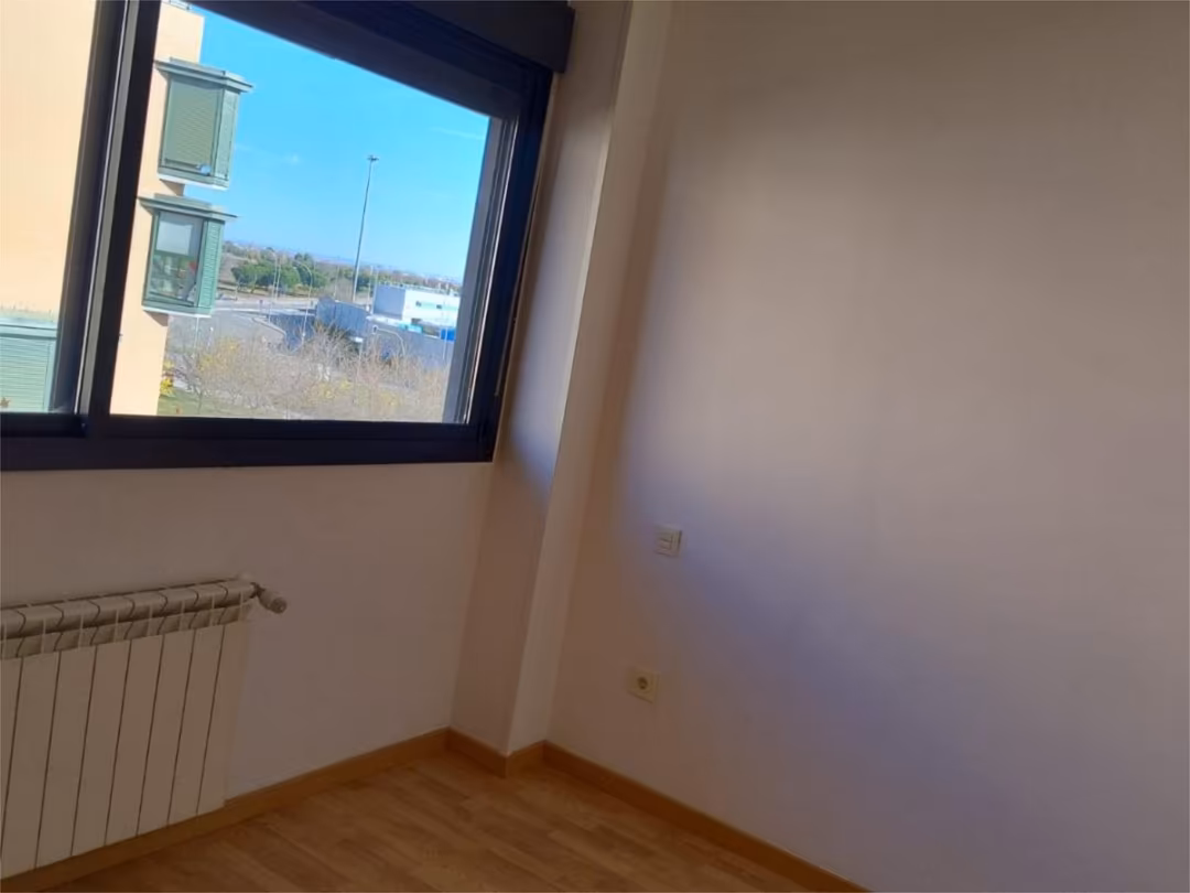 Piso en calle Calle del Pintor Ignacio de Zuloaga 23 - Foto 9