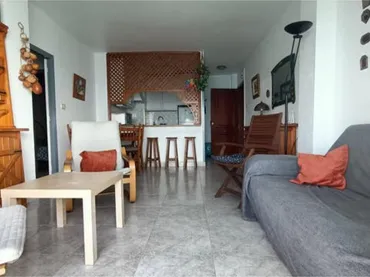 Piso en ADRA. Alquilo SOLO a PROFESORES - Foto 1