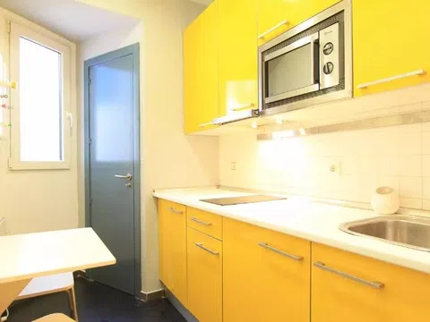 Piso en travesía Comadre, 4