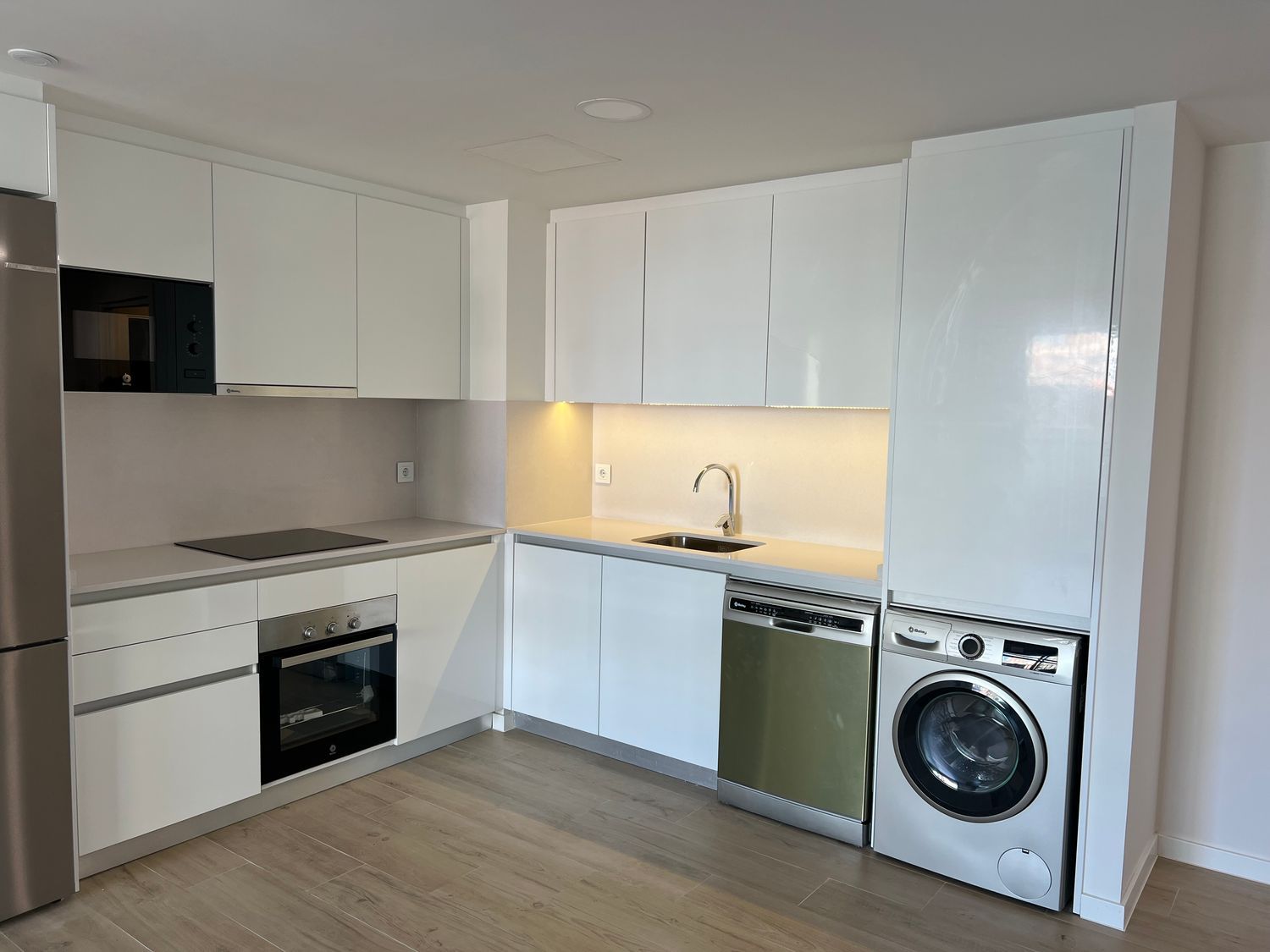 Piso en avenida de los Guindos, 20 - Foto 2