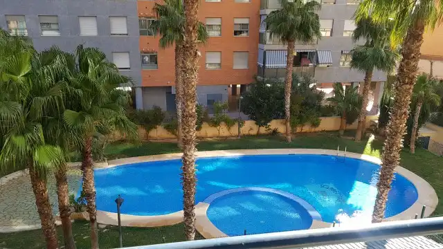 Piso en  Avinguda Escultor Miquel Navarro Navarro - Foto 3