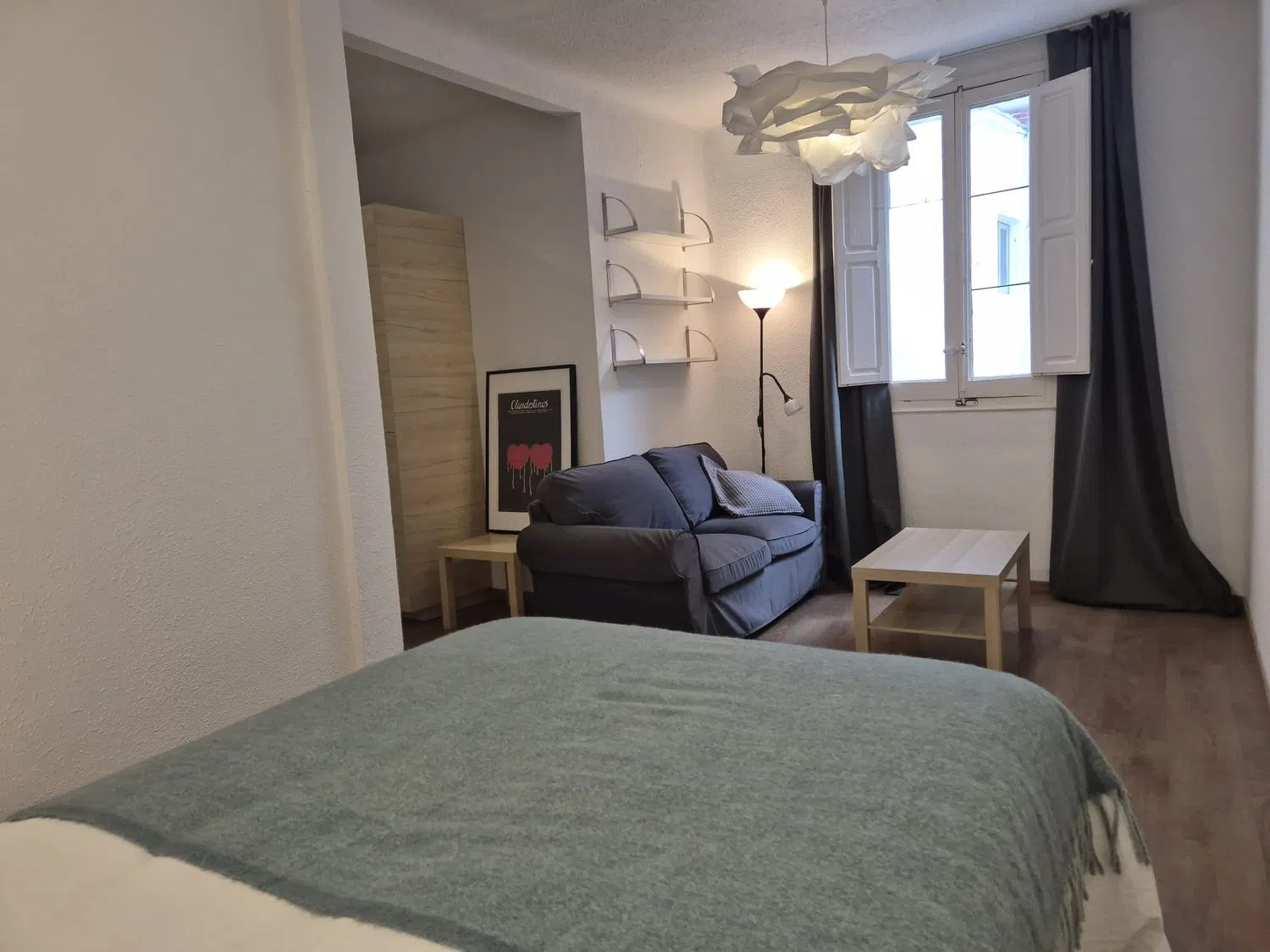 Estudio en calle de Jesús y María, 22 - Foto 1