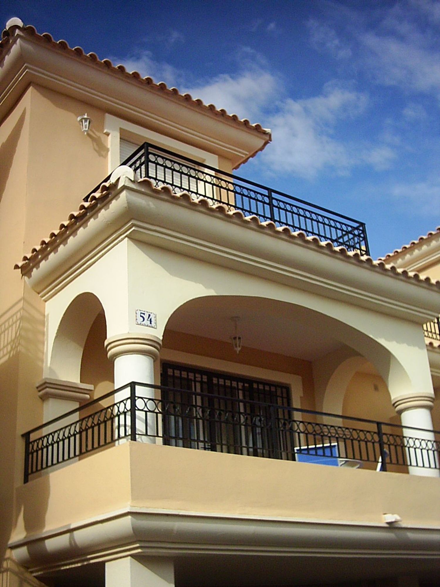 Chalet adosado en Calle de I'Aigualera, 3 - Foto 2
