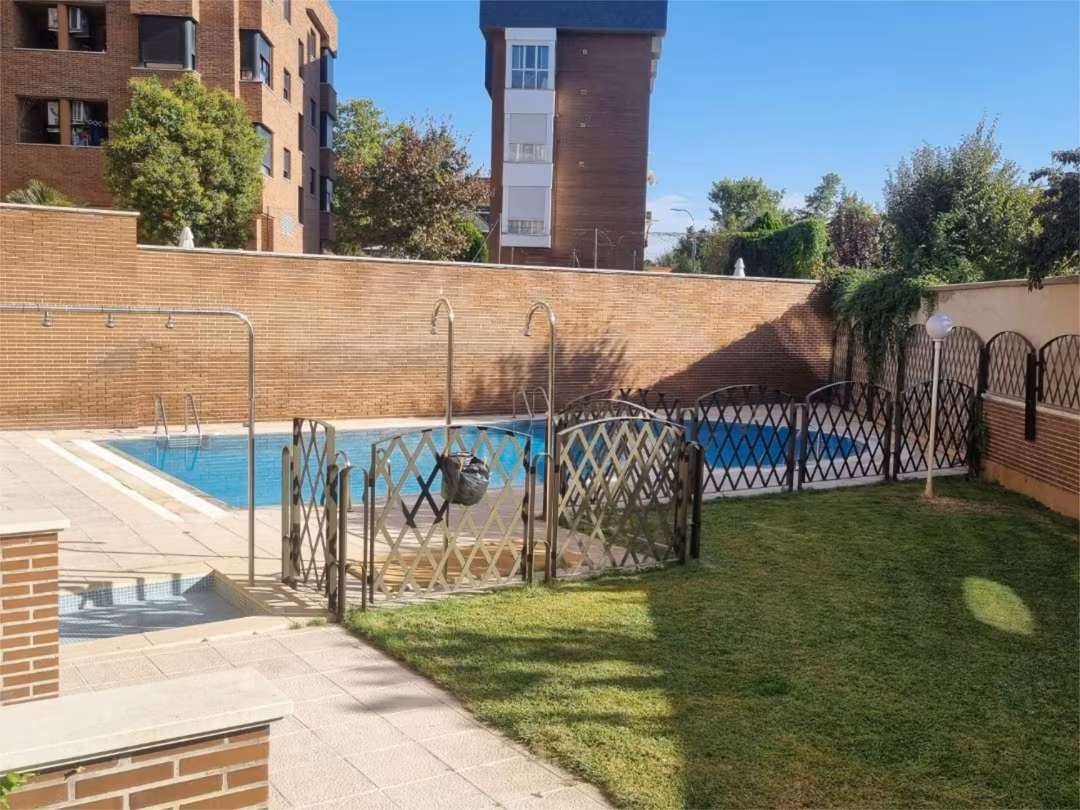 Piso en  Calle de Ángel Larra 37 - Foto 3