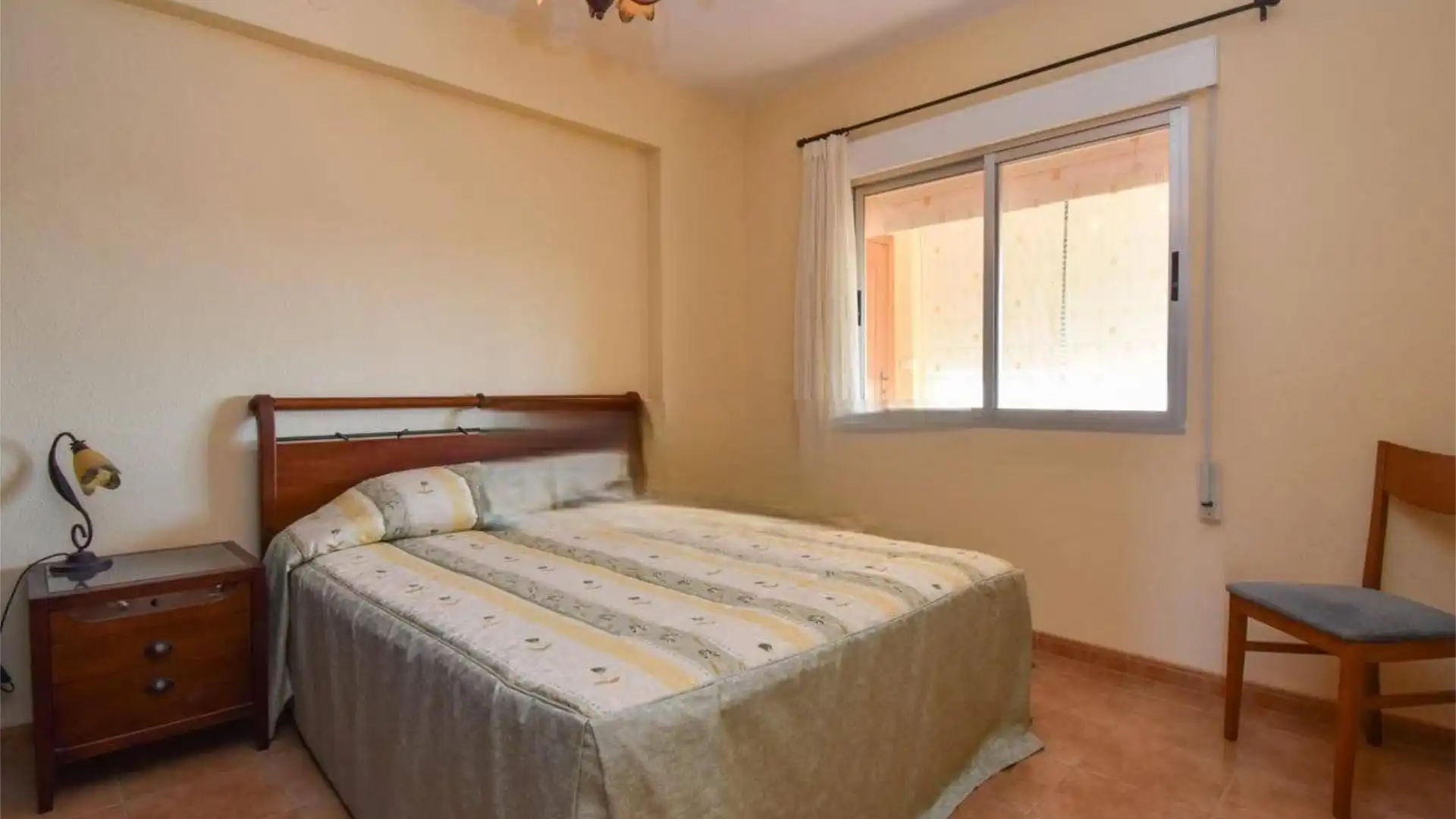 Piso en  Calle Yecla 48 - Foto 9