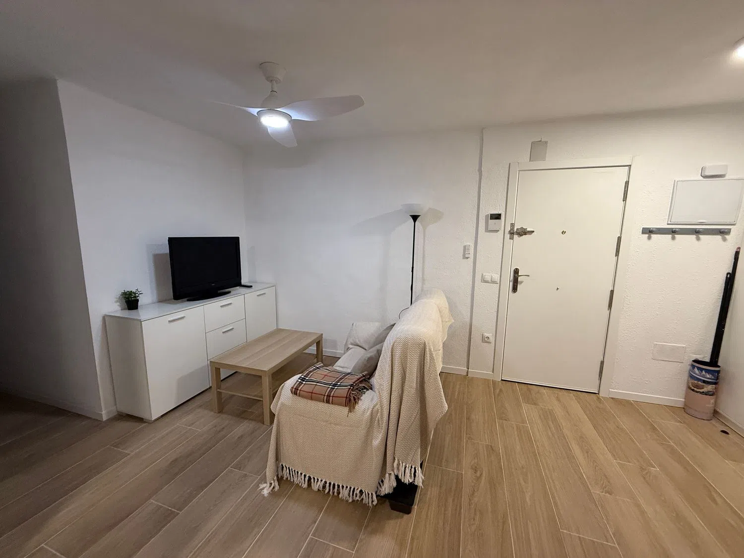 Piso en calle de Eugenia de Montijo, 73 - Foto 7