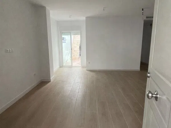 Chalet adosado en calle Rafael Sánchez Ceva, 13 - Foto 2