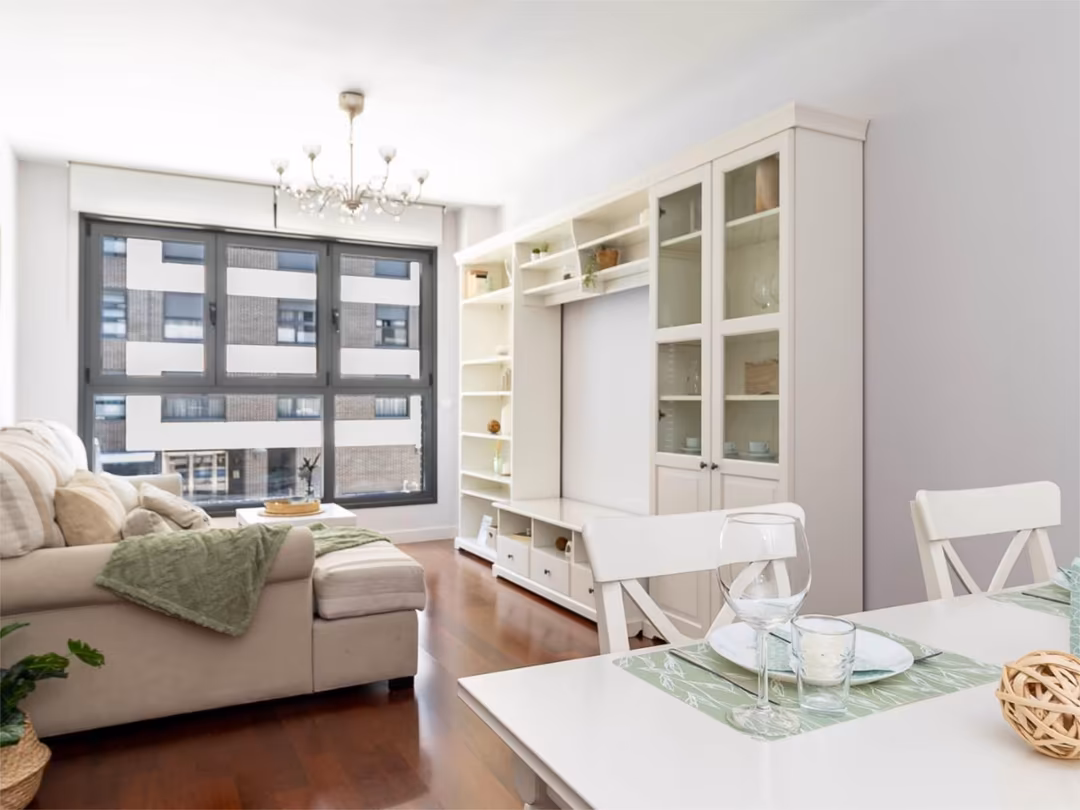 Piso en  Calle de Carlos y Guillermo Fernández Shaw 1 - Foto 2