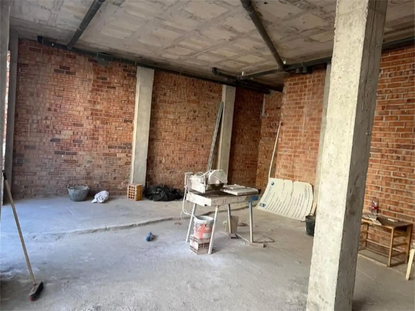 Local comercial en  Calle Emilio Thuillier 74 - Foto 8