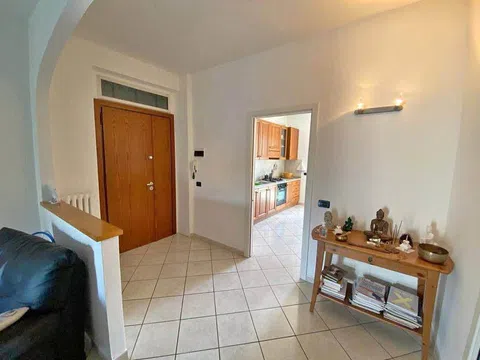Piso en calle de Ramón y Cajal, 24