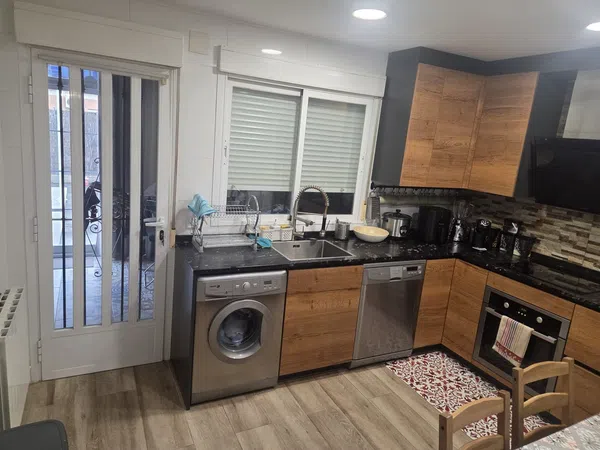 Chalet adosado en Yeles - Foto 13