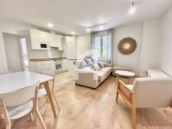 Piso en avenida de Menéndez Pelayo