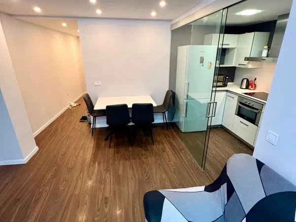 Piso en calle d'Empar Ballester, 10