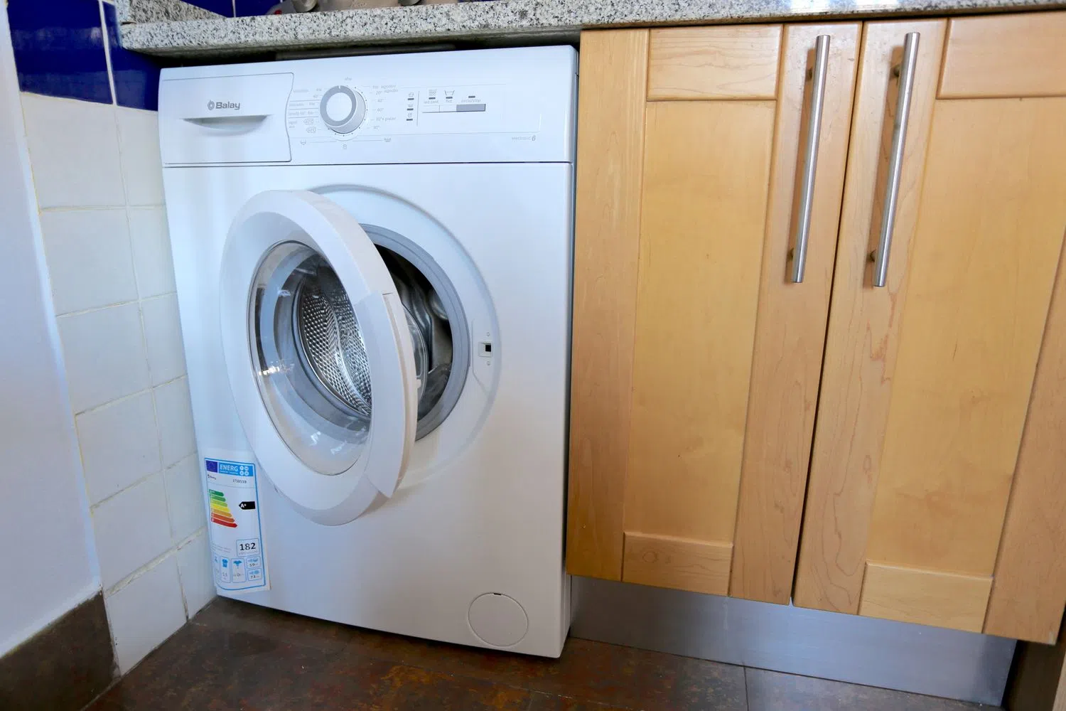 Estudio en calle Velarde, 18 - Foto 11