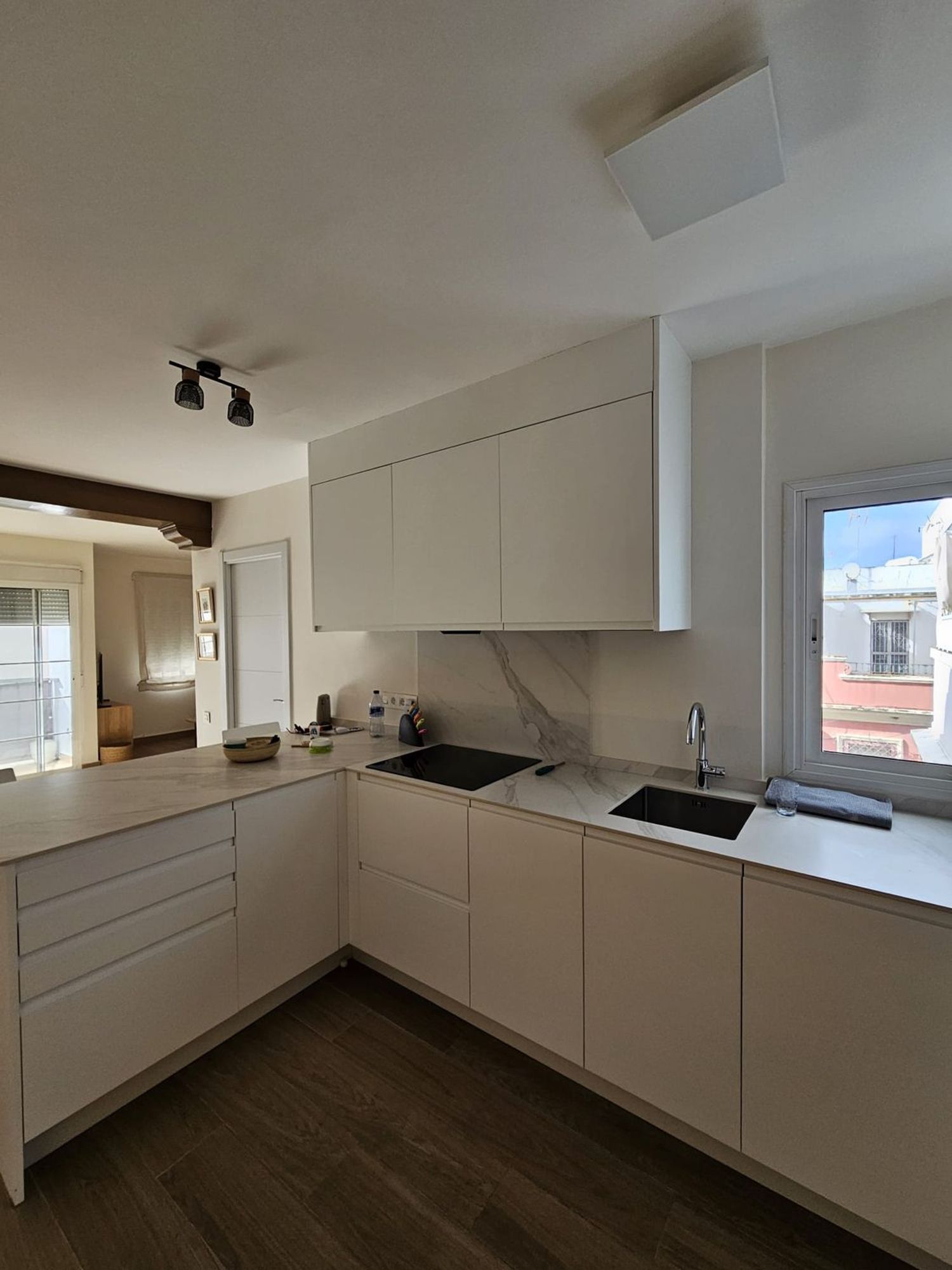 Piso en calle Almadén de la Plata, 25 - Foto 10