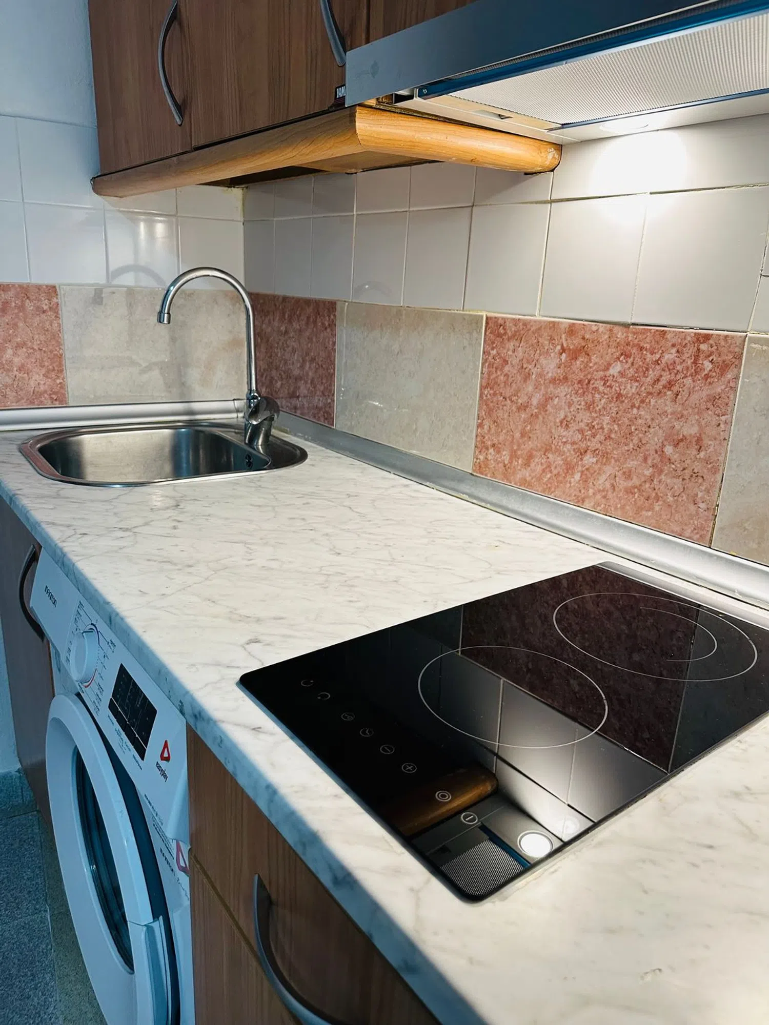 Estudio en calle Jesús y María, 10 - Foto 1