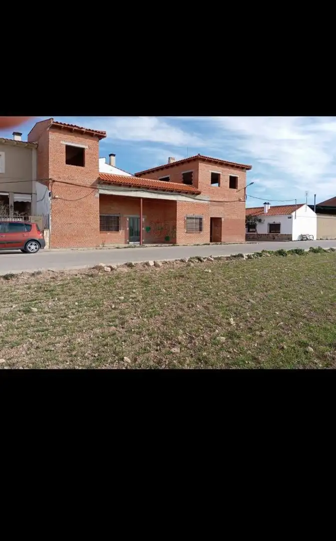 Chalet en  Calle Quijote 3 - Foto 2