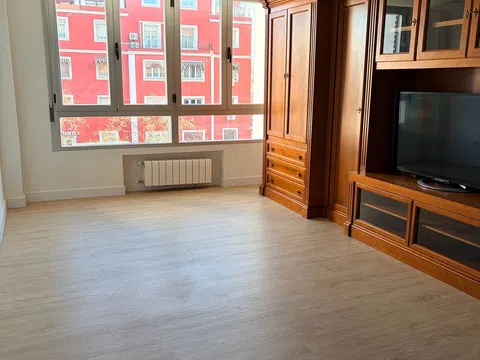 Piso en calle de Francisco Silvela, 27