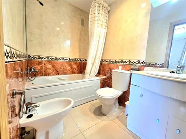 Piso en  Carrer Amplaries 35 - Foto 6