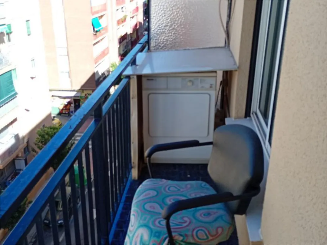 Piso en  Carrer de Pizarro 18 - Foto 9