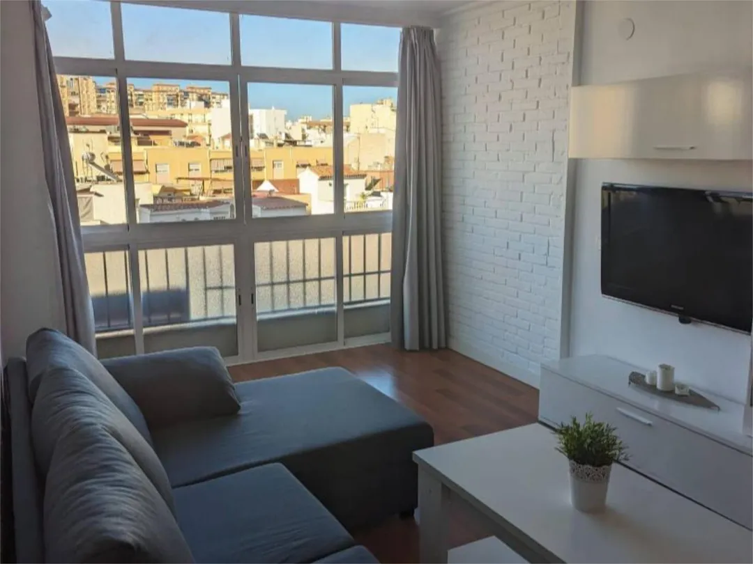 Piso en  Calle Abogado Federico Orellana Toledano 12 - Foto 1