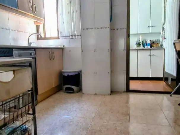 Piso en  Avenida de Beleña 10 - Foto 6
