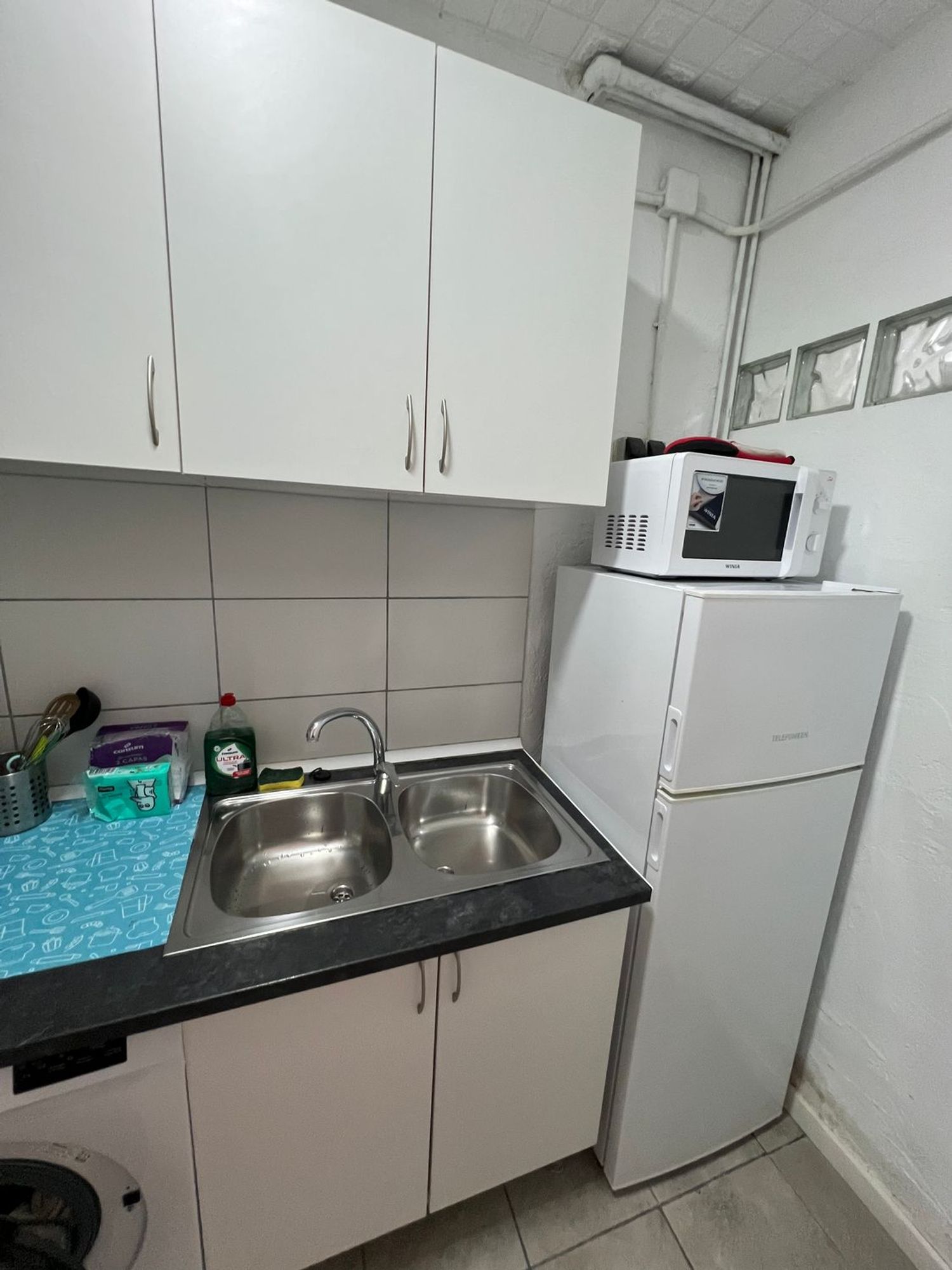 Estudio en calle de Reus, 34 - Foto 2