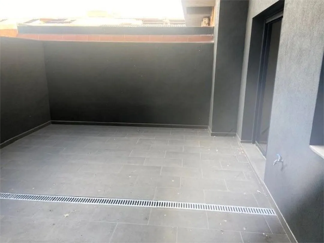 Piso en  Carrer de Ponent 66 - Foto 2