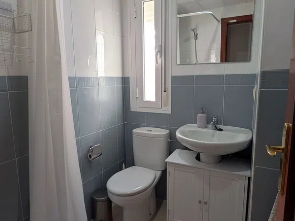 Chalet adosado en Avenida Sanlúcar la Mayor, 29 D - Foto 3