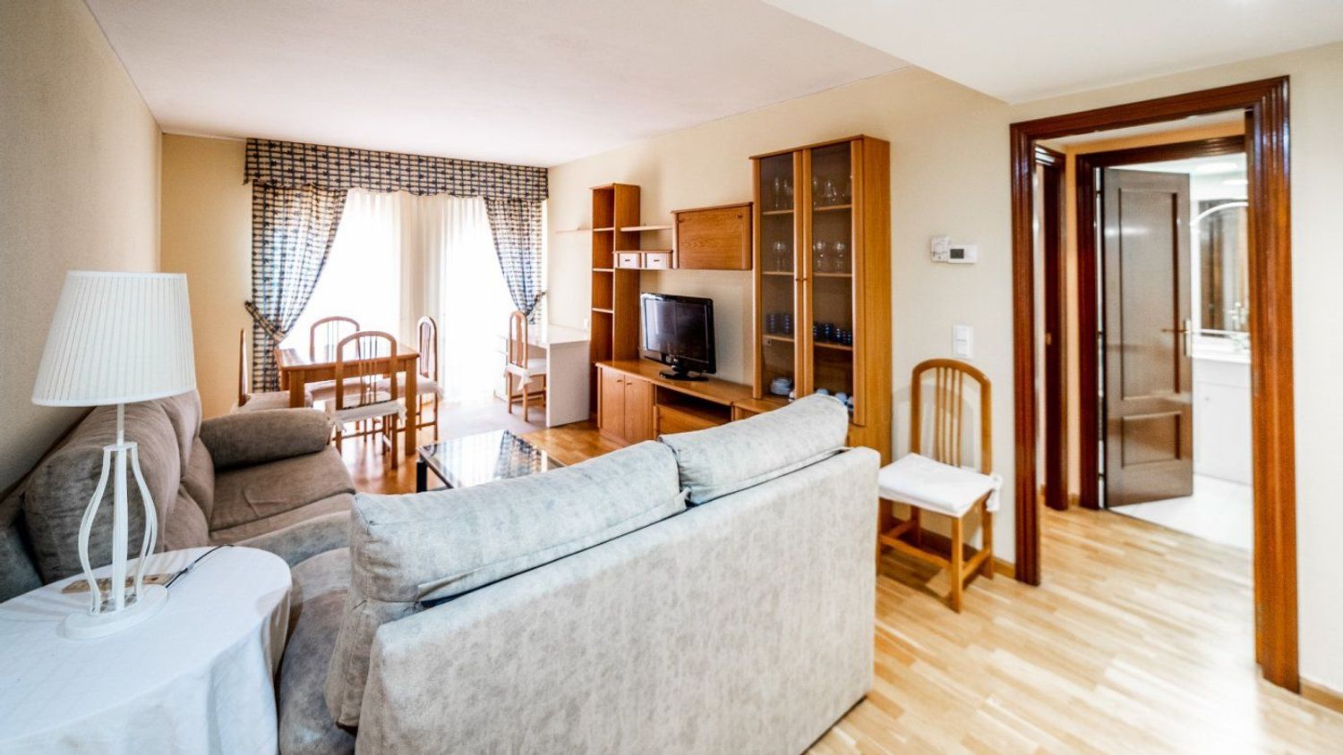 Piso en plaza de José María Forqué, 2 - Foto 2