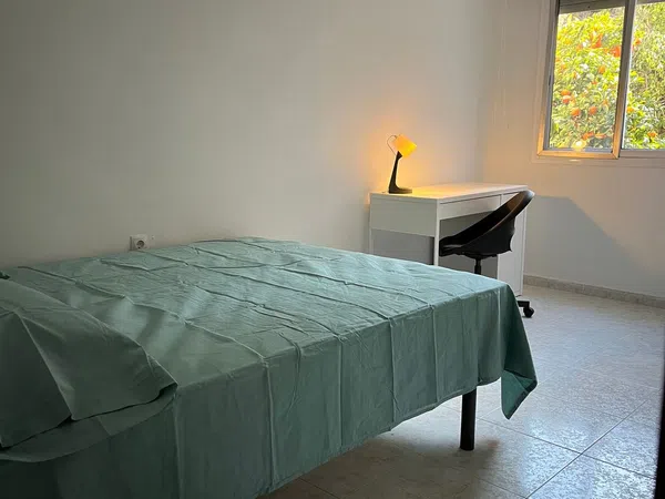 Piso en calle de Tirant lo Blanch, 25 - Foto 4