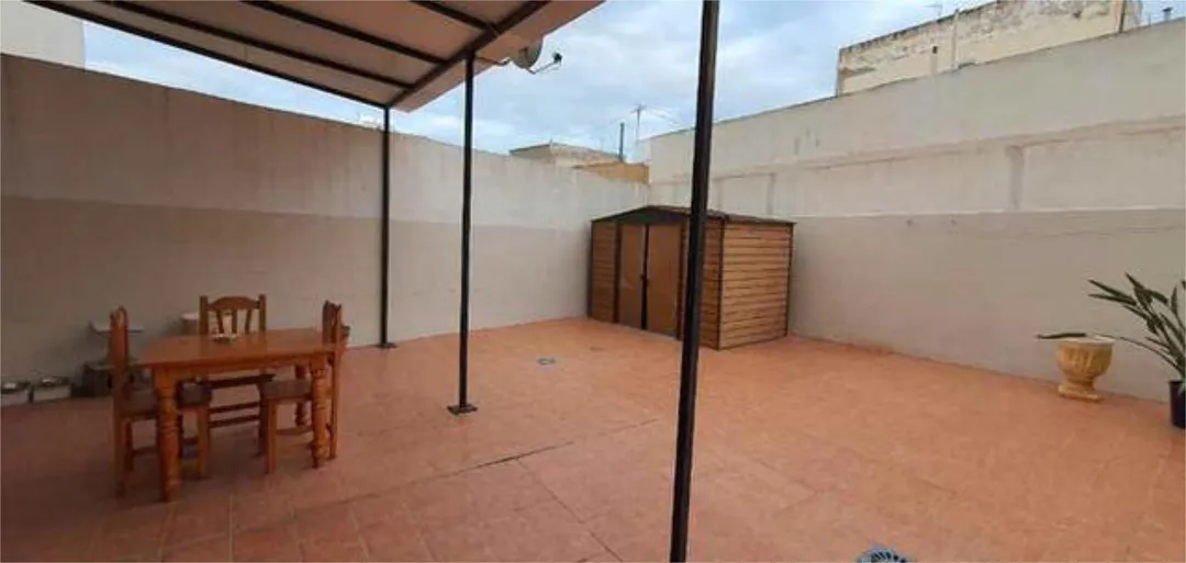 Piso en barrio - Foto 5