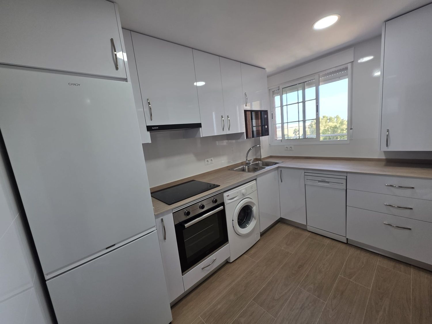 Piso en Plaza Valentin Ortigosa, 3, Los Guindos - Parque Mediterráneo - Santa Paula - Foto 9