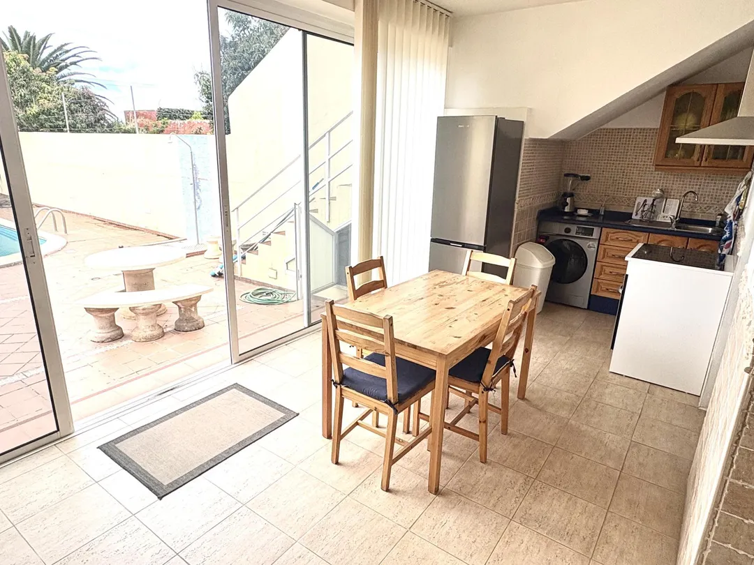 Casa adosada en  Calle Valdivia 18 - Foto 4