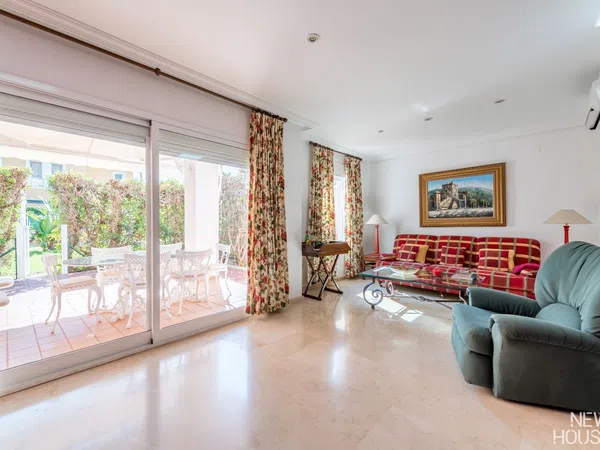 Chalet adosado en Avenida Pintor Pérez Gil, Alicante Golf - Foto 6