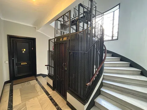 Piso en calle del Marqués de Cubas, 23