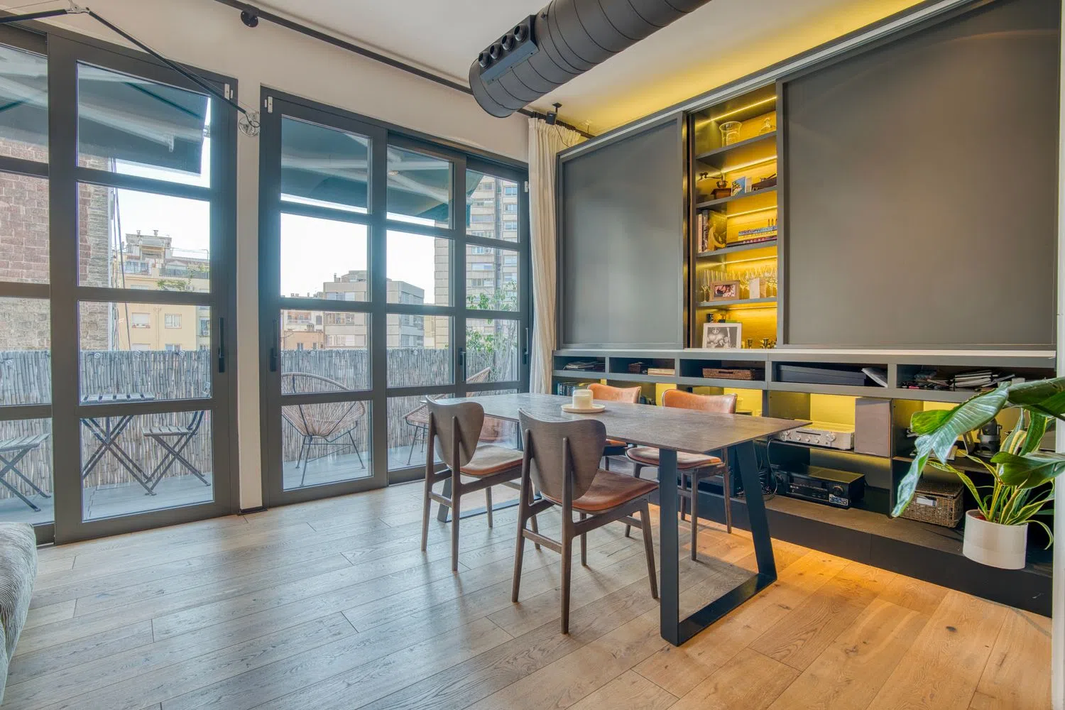 Ático en calle de Muntaner, 63 - Foto 1