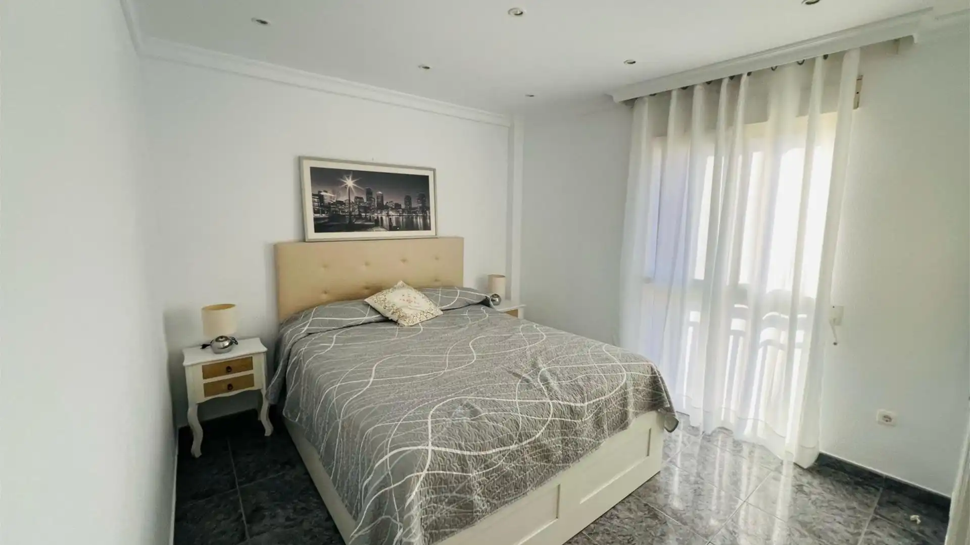 Piso en  Avenida de Benyamina 23 - Foto 8