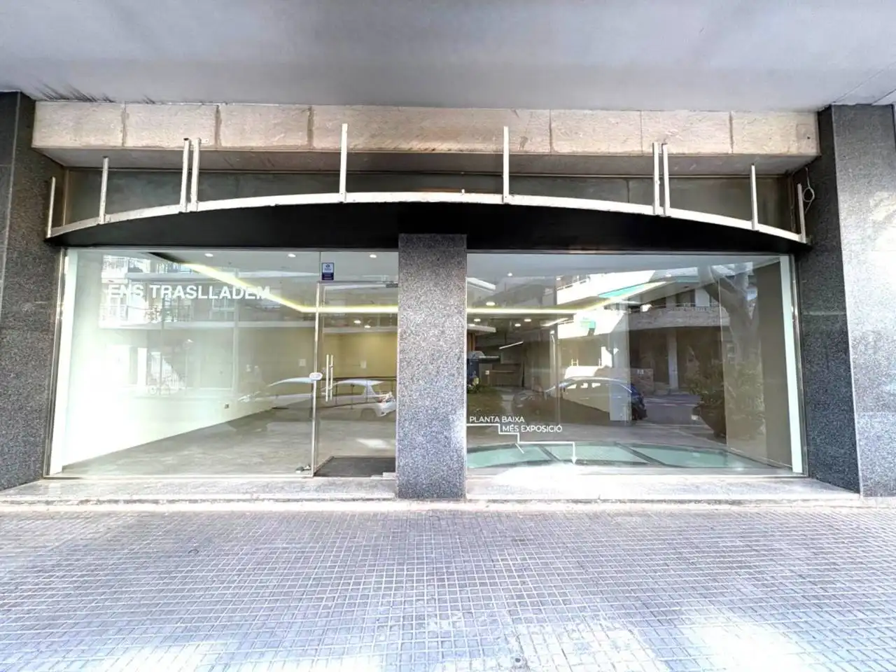Local comercial en  Avenida Lluís Companys 15 - Foto 4