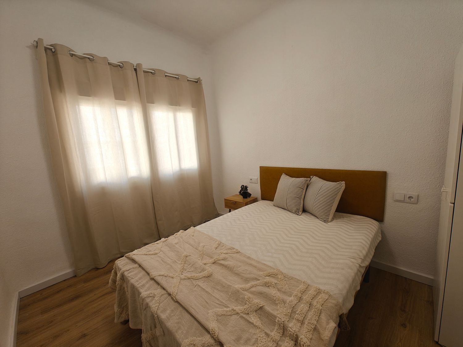 Piso en calle Cristóbal Colón, 39 - Foto 4