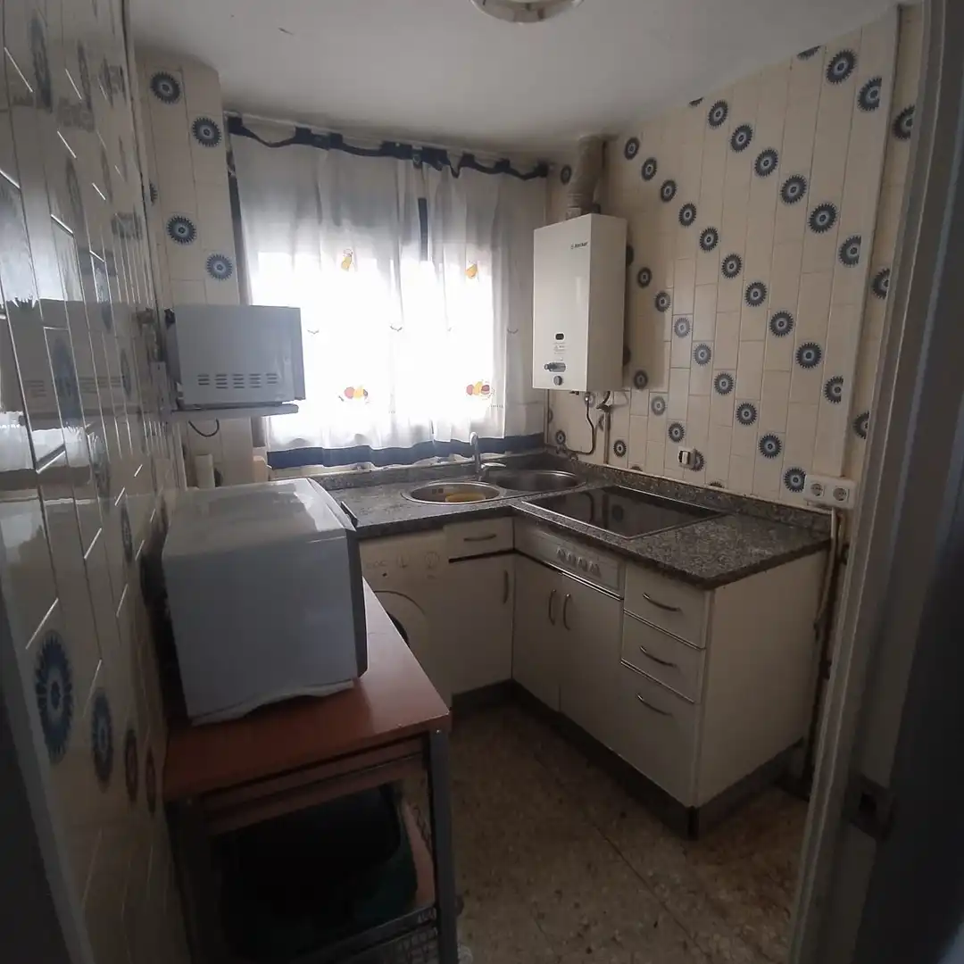 Apartamento en  Calle Cándido Caro Valonero 28 - Foto 2