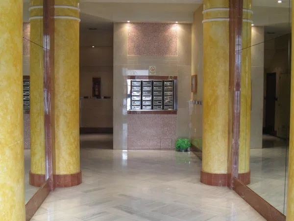 Piso en calle Berrocal, 8