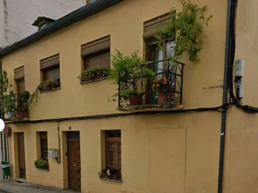 Casa adosada en  Rúa Caleras 9 - Foto 1