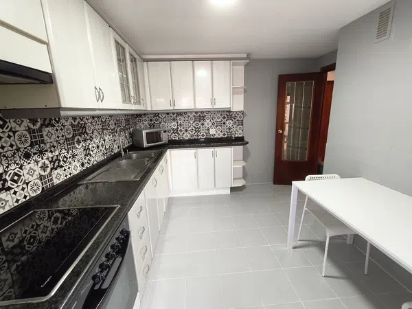 Piso en Calle de Tomás de Villarroya, La Creu Coberta - Foto 6