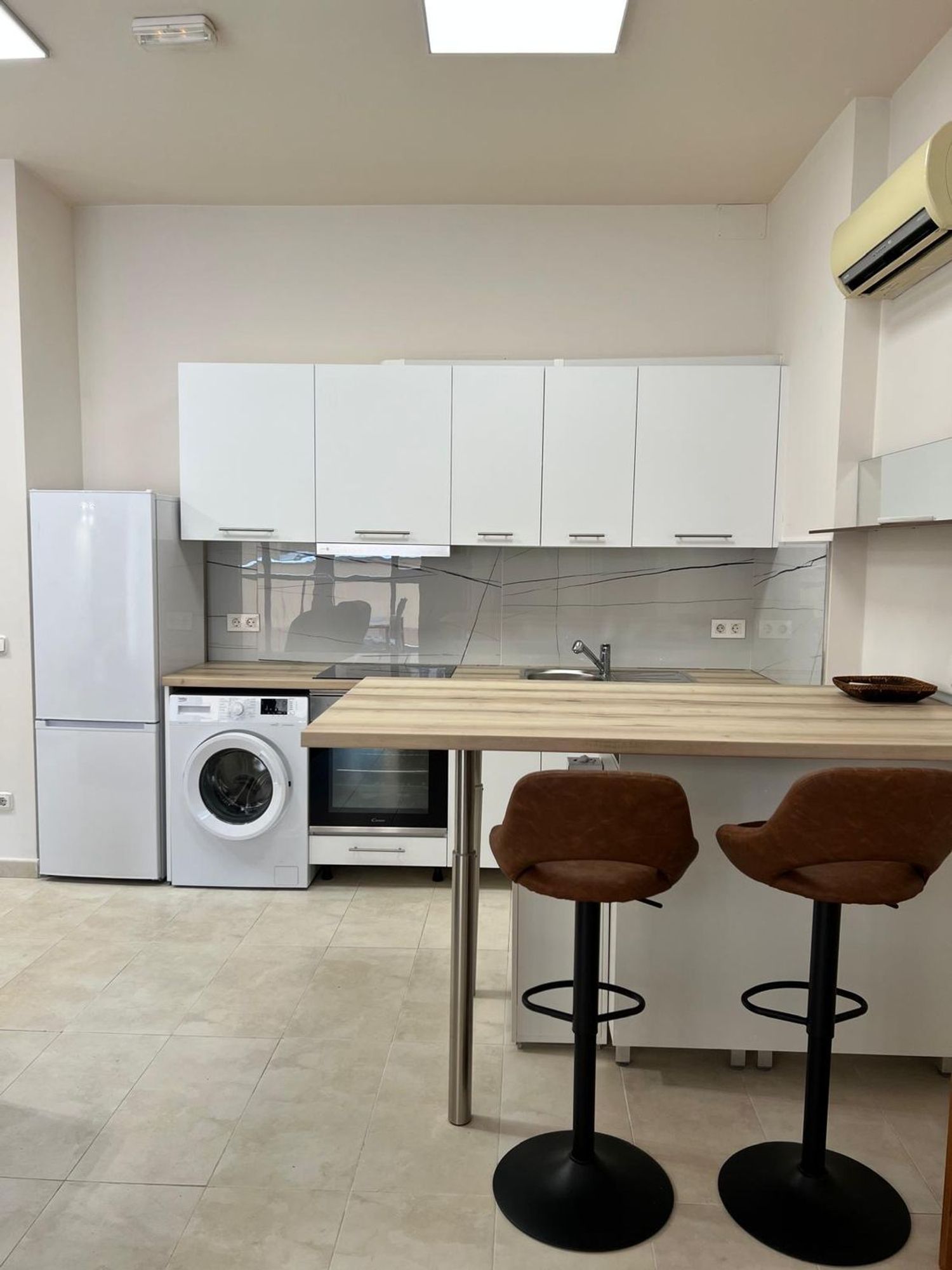 Dúplex en Calle de Nanclares de Oca, Rejas - Foto 5