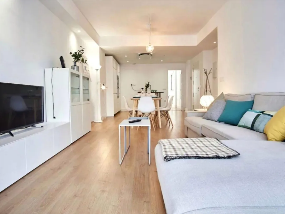 Piso en  Calle Jorge Guillén 15 - Foto 2